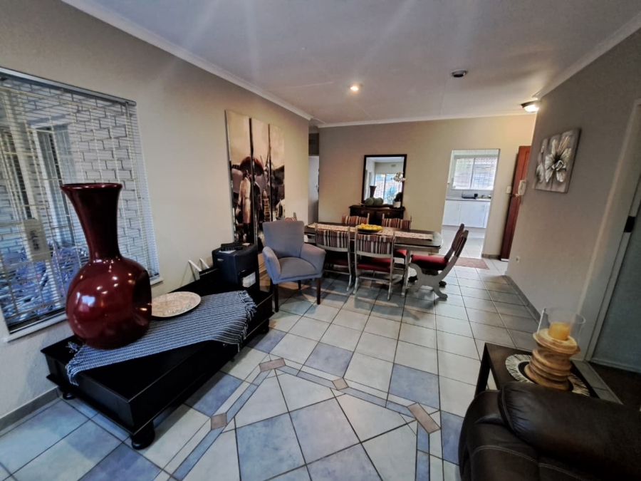3 Bedroom Property for Sale in Brackenhurst Gauteng