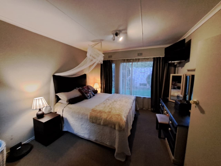 3 Bedroom Property for Sale in Brackenhurst Gauteng