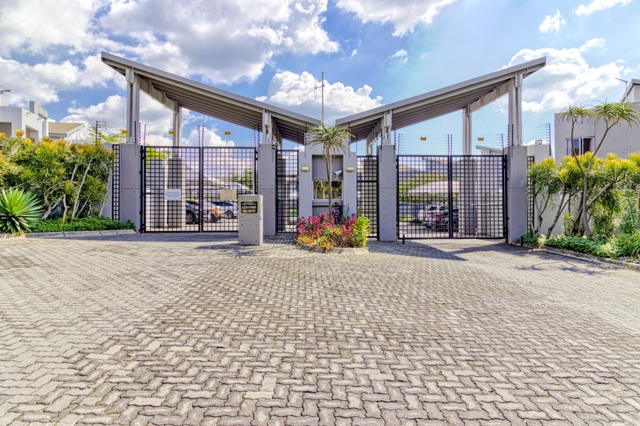 2 Bedroom Property for Sale in Broadacres Gauteng