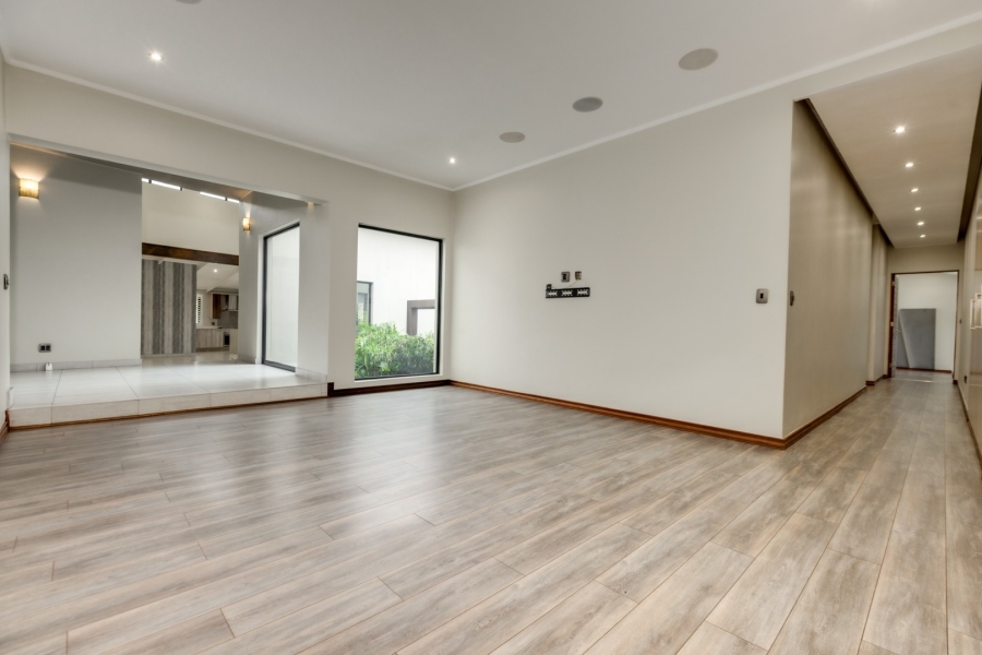 4 Bedroom Property for Sale in Helderfontein Estate Gauteng