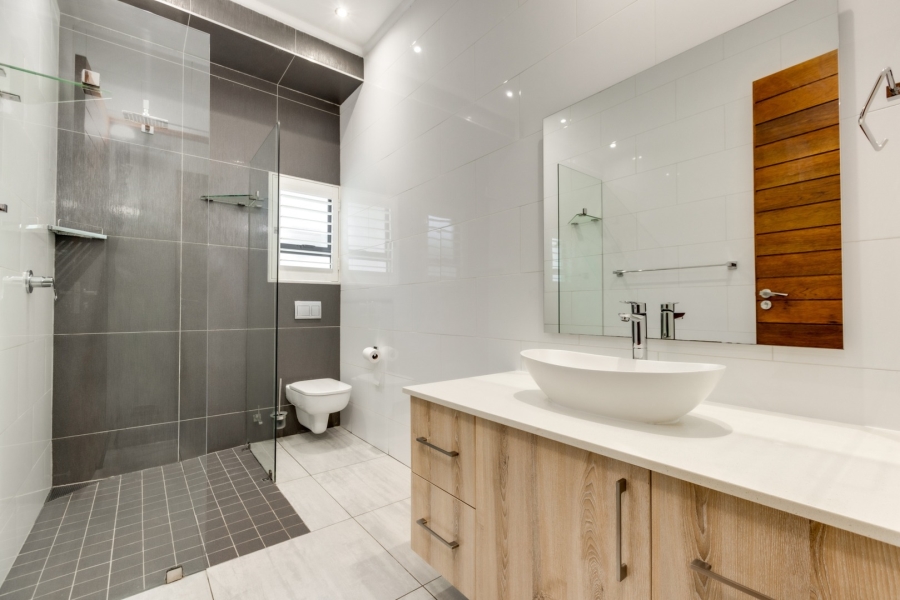 4 Bedroom Property for Sale in Helderfontein Estate Gauteng