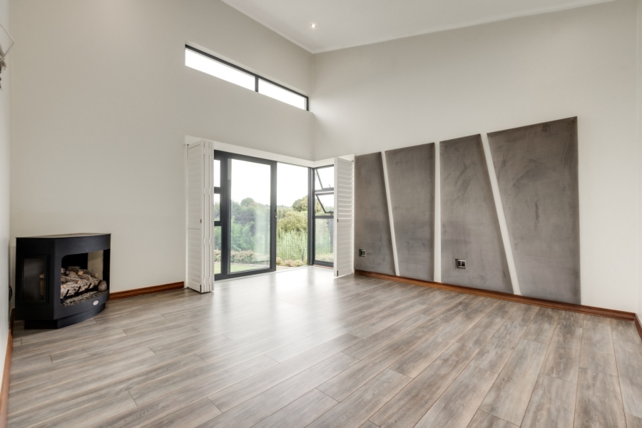 4 Bedroom Property for Sale in Helderfontein Estate Gauteng