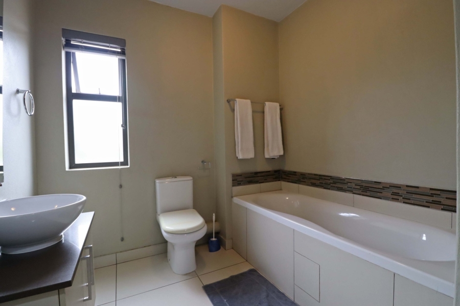 2 Bedroom Property for Sale in Bryanston Gauteng