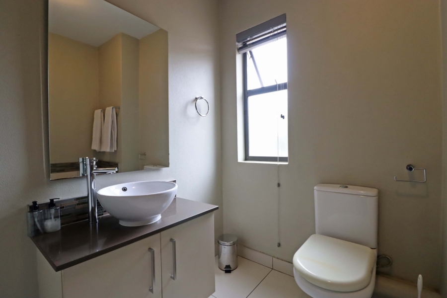 2 Bedroom Property for Sale in Bryanston Gauteng