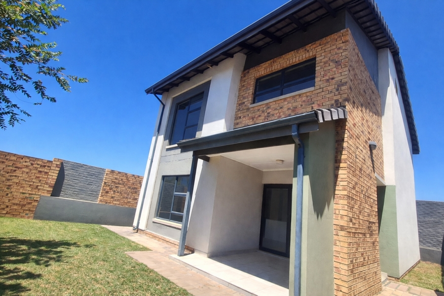 3 Bedroom Property for Sale in Amberfield Gauteng