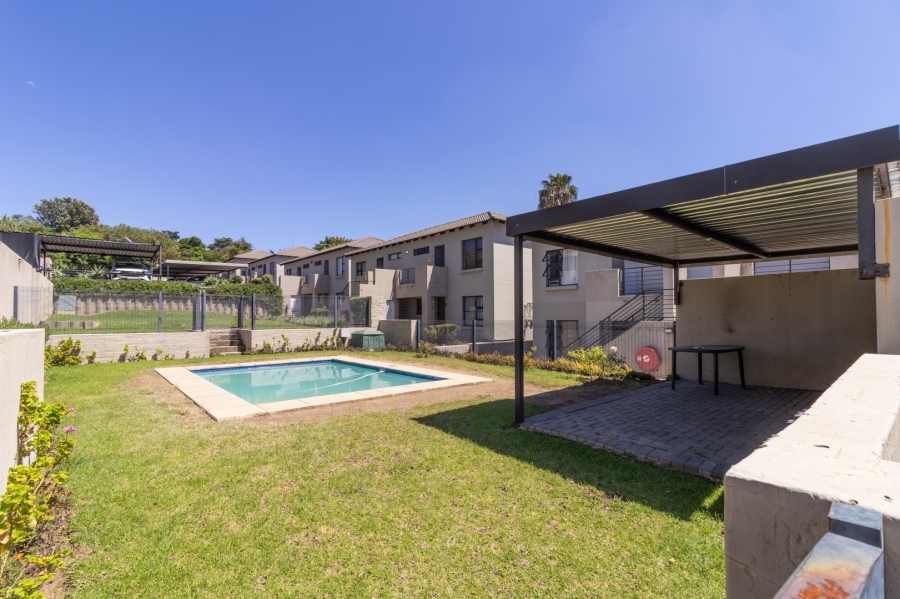 2 Bedroom Property for Sale in Ferndale Gauteng