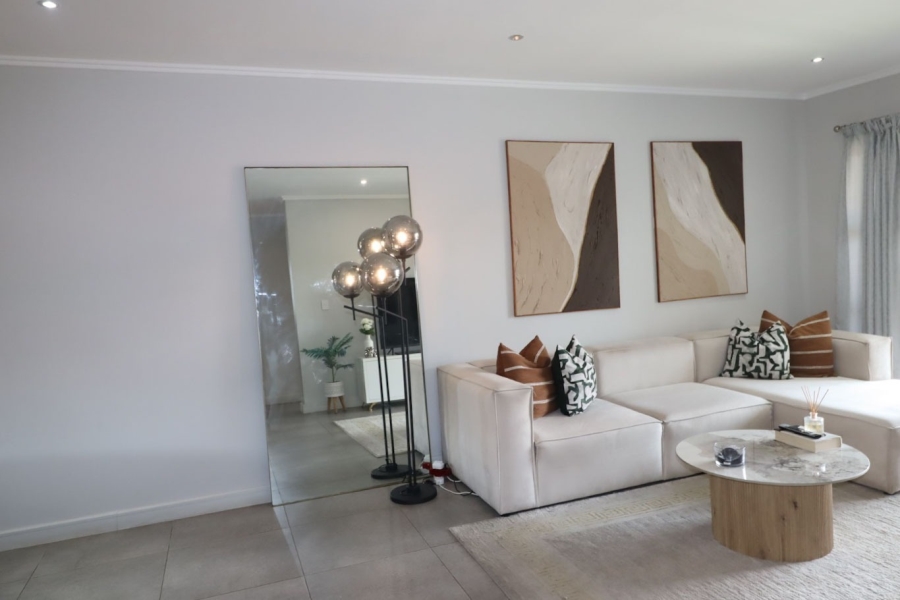2 Bedroom Property for Sale in Bryanston Gauteng