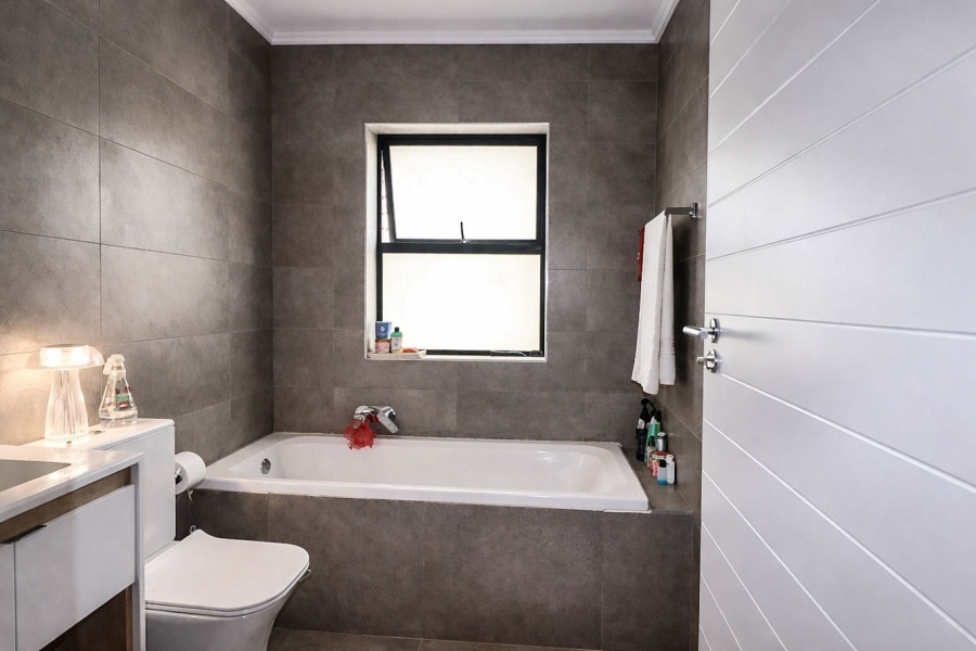2 Bedroom Property for Sale in Bryanston Gauteng