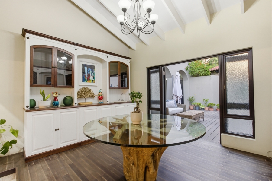 5 Bedroom Property for Sale in Dainfern Golf Estate Gauteng