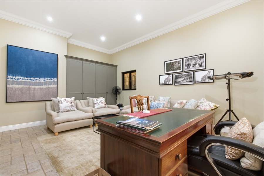 5 Bedroom Property for Sale in Dainfern Golf Estate Gauteng