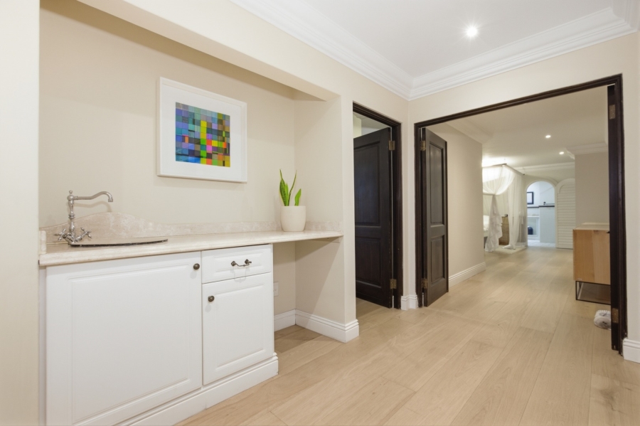 5 Bedroom Property for Sale in Dainfern Golf Estate Gauteng