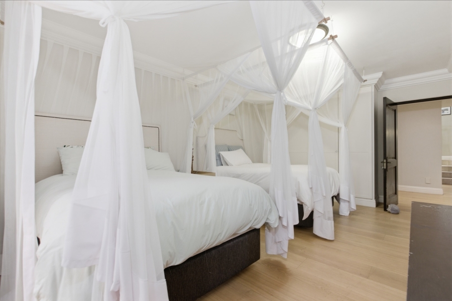 5 Bedroom Property for Sale in Dainfern Golf Estate Gauteng