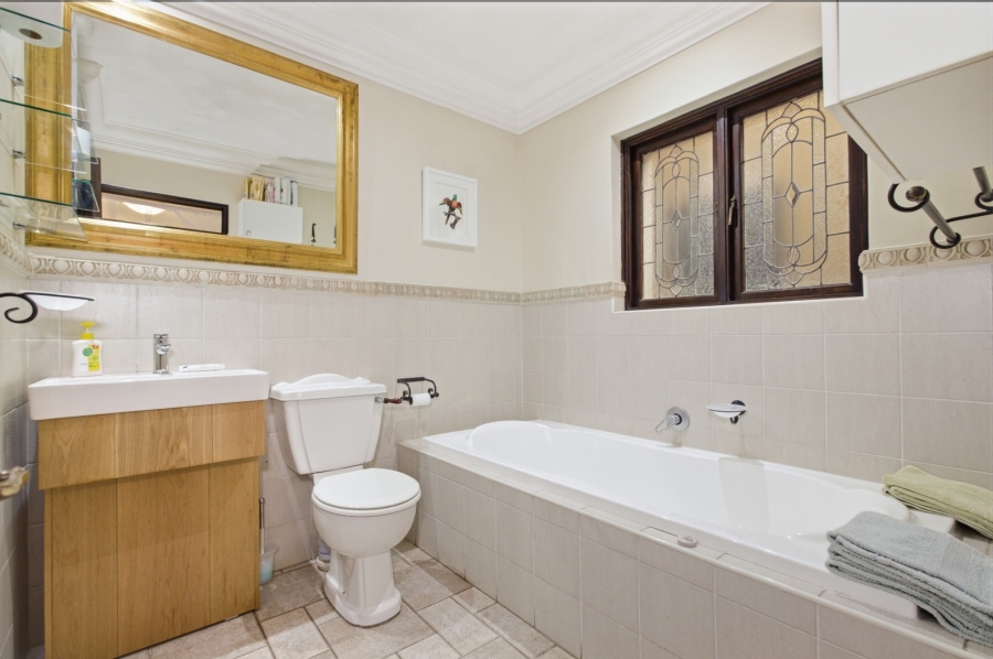 5 Bedroom Property for Sale in Dainfern Golf Estate Gauteng