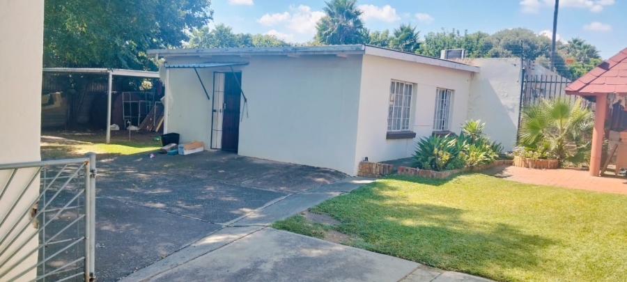 7 Bedroom Property for Sale in Capital Park Gauteng
