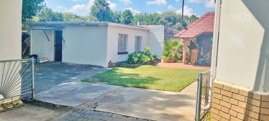 7 Bedroom Property for Sale in Capital Park Gauteng