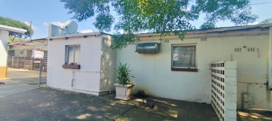 7 Bedroom Property for Sale in Capital Park Gauteng