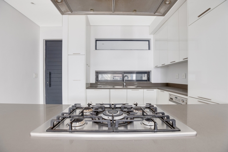 To Let 2 Bedroom Property for Rent in Steyn City Gauteng