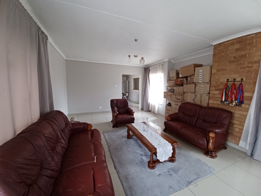 3 Bedroom Property for Sale in Vanderbijlpark SE 6 Gauteng