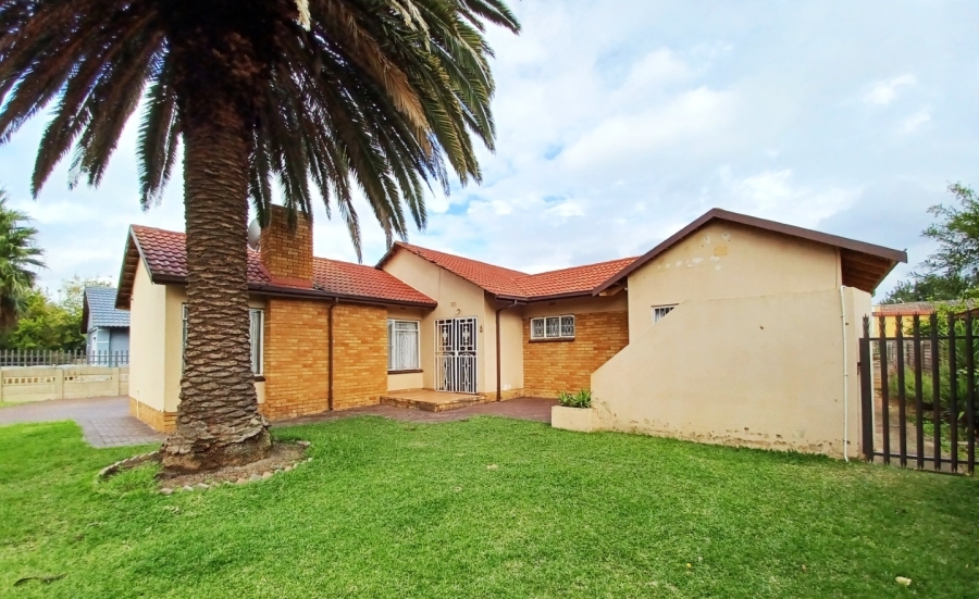 3 Bedroom Property for Sale in Vanderbijlpark SE 6 Gauteng