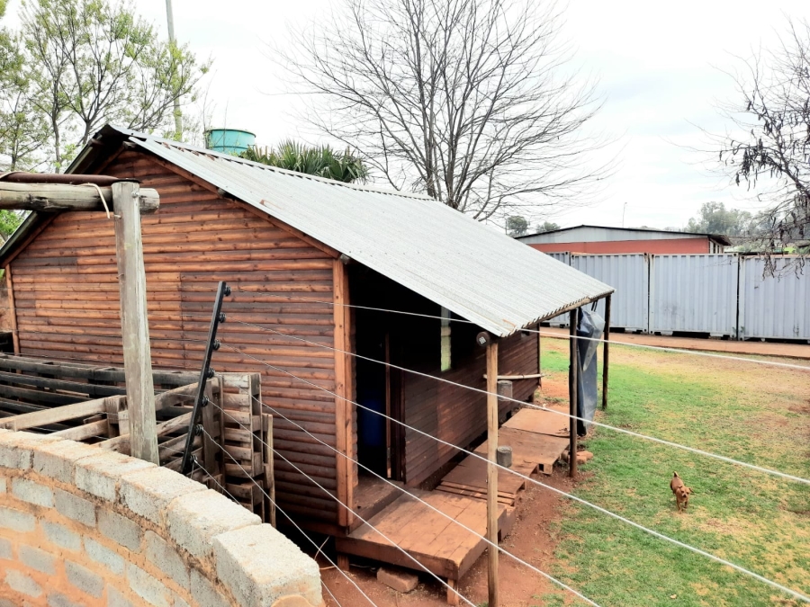 Commercial Property for Sale in Roodeplaat Gauteng
