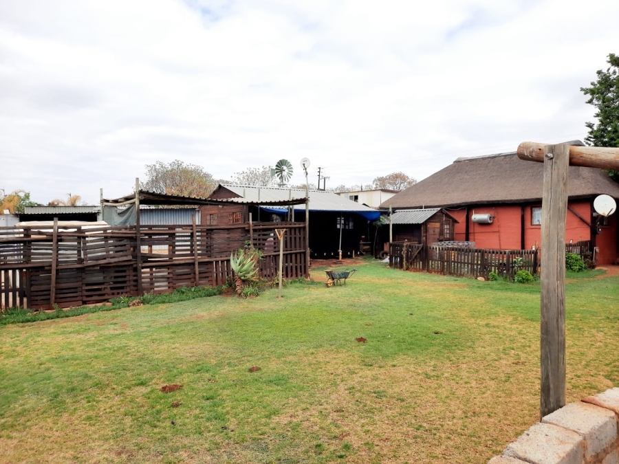 Commercial Property for Sale in Roodeplaat Gauteng