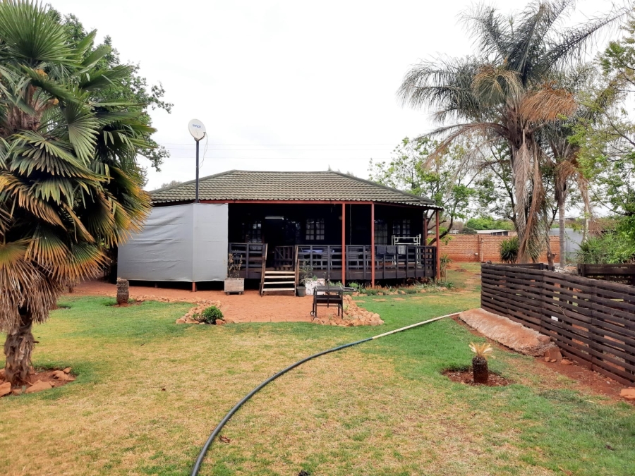 Commercial Property for Sale in Roodeplaat Gauteng