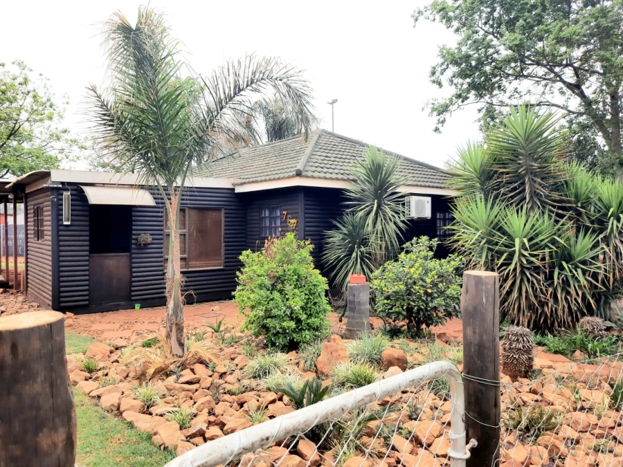 Commercial Property for Sale in Roodeplaat Gauteng