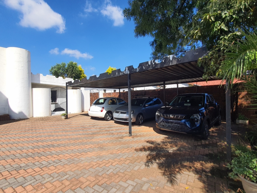 3 Bedroom Property for Sale in Silverton Gauteng