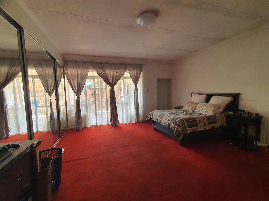 3 Bedroom Property for Sale in Silverton Gauteng