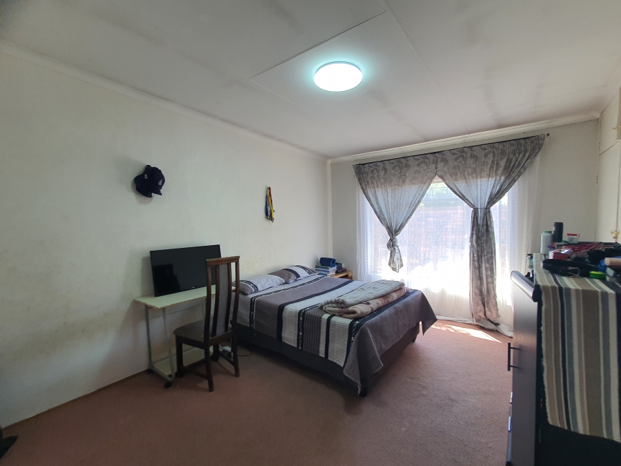 3 Bedroom Property for Sale in Silverton Gauteng