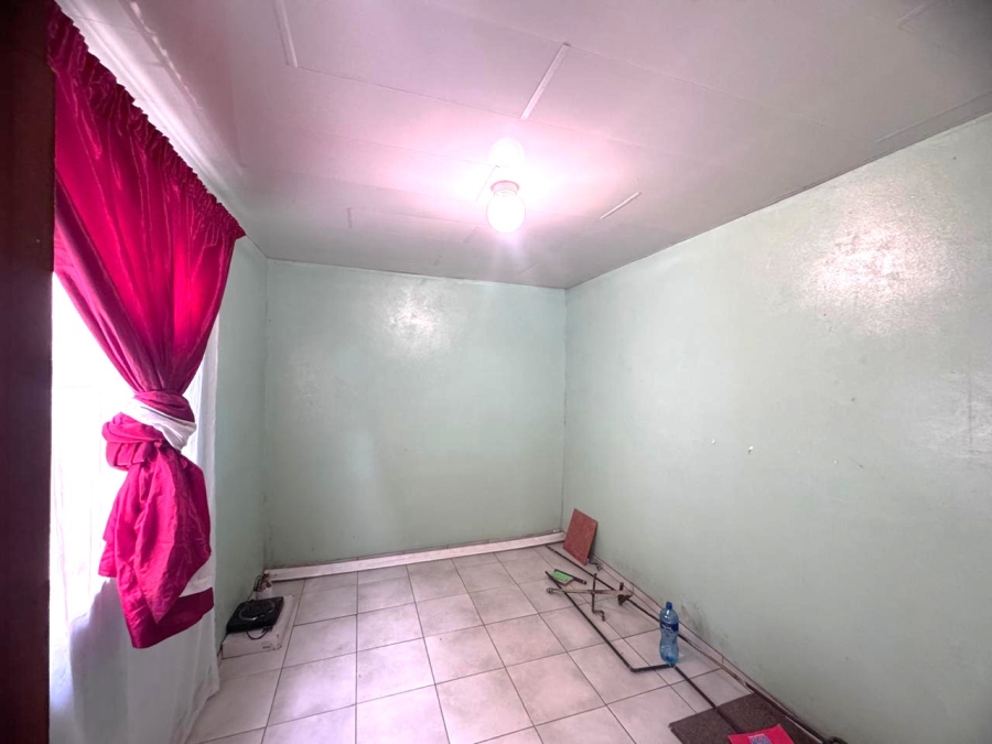 4 Bedroom Property for Sale in Vosloorus Ext 14 Gauteng