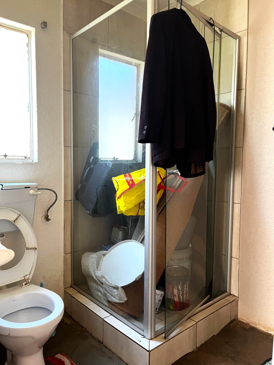 2 Bedroom Property for Sale in Windmill Park Gauteng