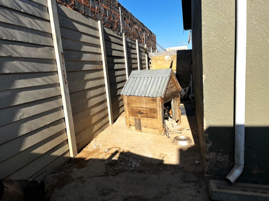 2 Bedroom Property for Sale in Windmill Park Gauteng