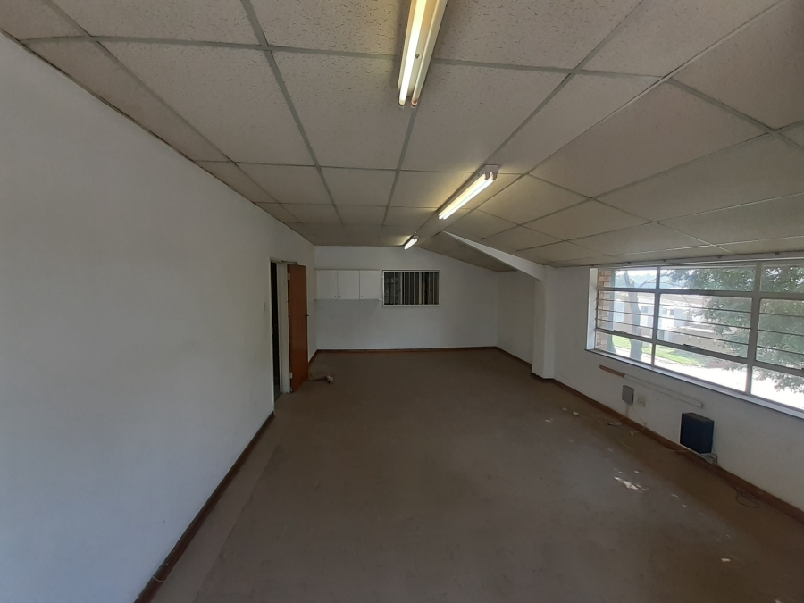 To Let Commercial Property for Rent in Robertville Gauteng