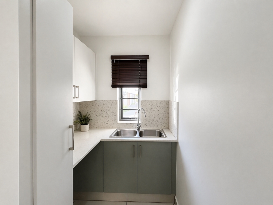 To Let 3 Bedroom Property for Rent in Jackal Creek Golf Estate Gauteng