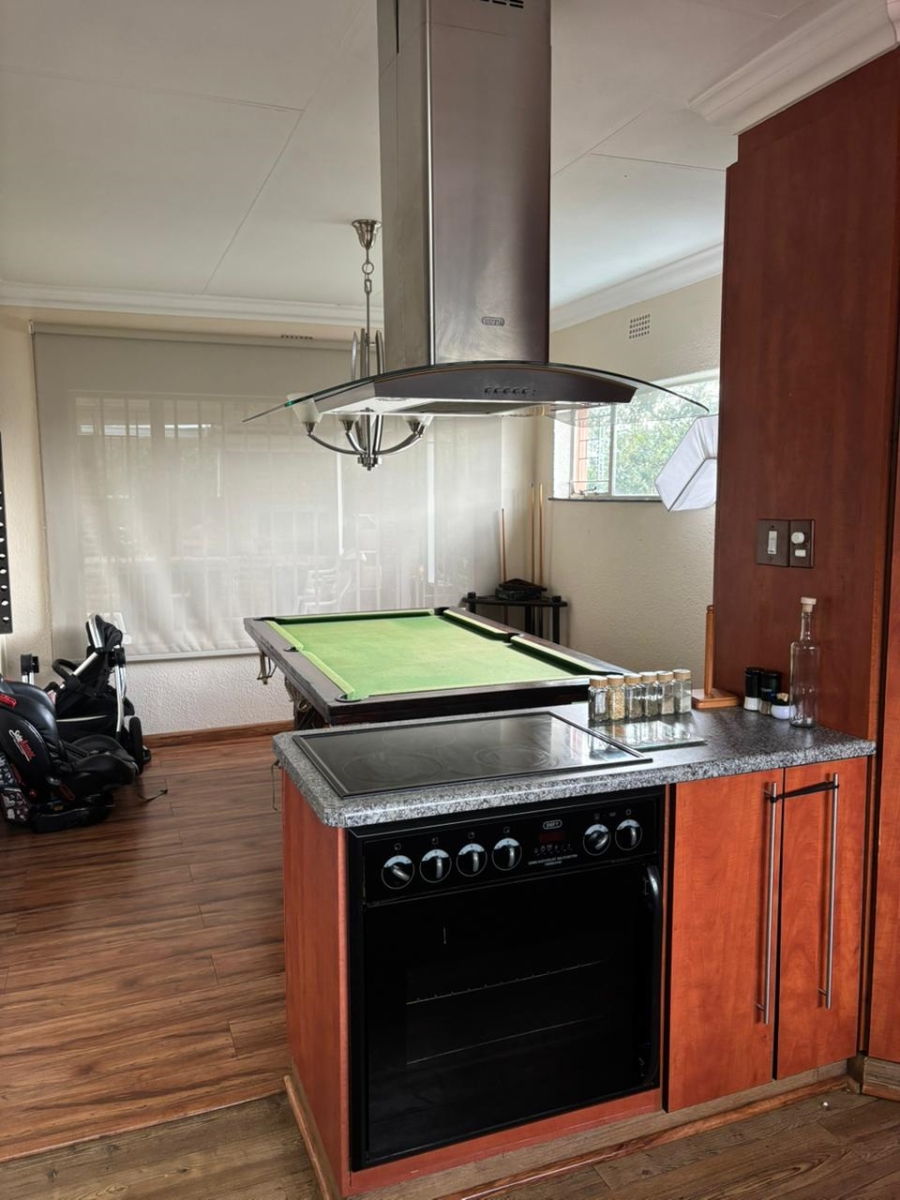 4 Bedroom Property for Sale in Rant En Dal Gauteng
