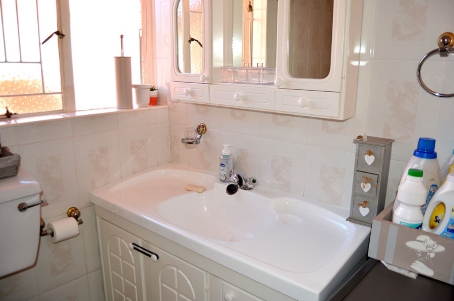 4 Bedroom Property for Sale in Rant En Dal Gauteng