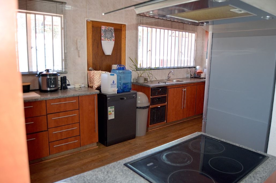 4 Bedroom Property for Sale in Rant En Dal Gauteng