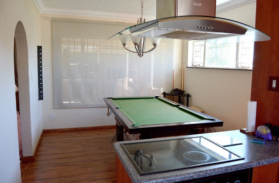 4 Bedroom Property for Sale in Rant En Dal Gauteng