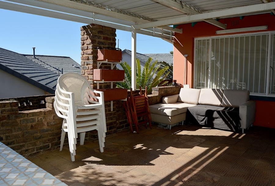 4 Bedroom Property for Sale in Rant En Dal Gauteng