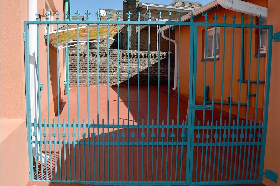 4 Bedroom Property for Sale in Rant En Dal Gauteng