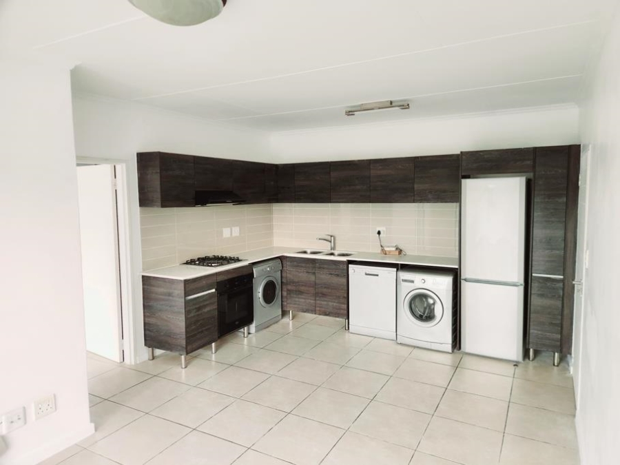 To Let 1 Bedroom Property for Rent in Petervale Gauteng