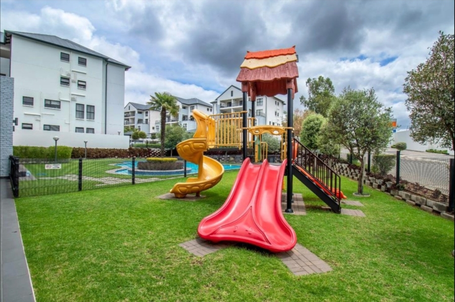 To Let 1 Bedroom Property for Rent in Petervale Gauteng