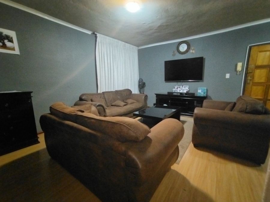 2 Bedroom Property for Sale in Villieria Gauteng