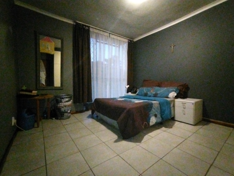 2 Bedroom Property for Sale in Villieria Gauteng