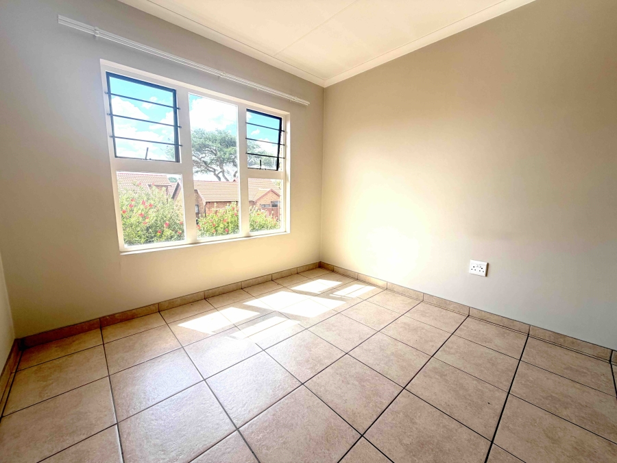 2 Bedroom Property for Sale in Die Wilgers Gauteng