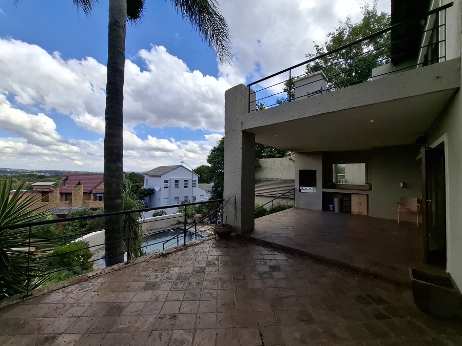 3 Bedroom Property for Sale in Faerie Glen Gauteng