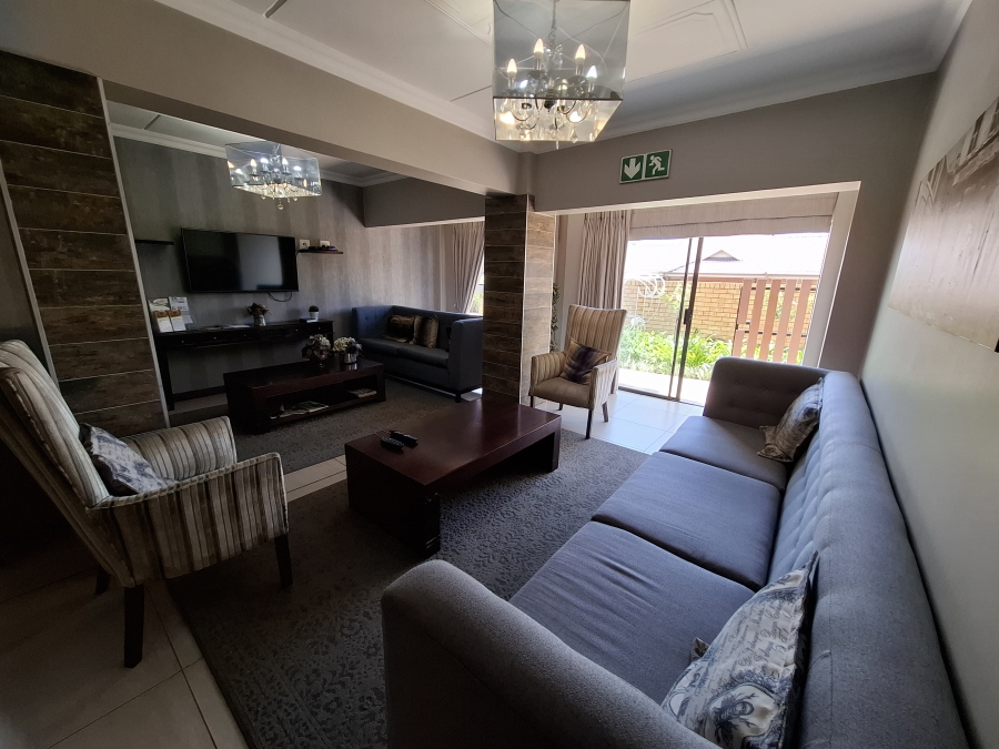 1 Bedroom Property for Sale in Equestria Gauteng