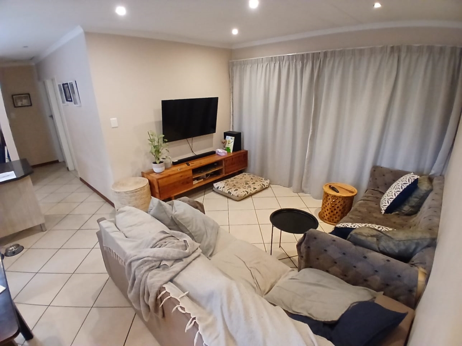 3 Bedroom Property for Sale in Equestria Gauteng