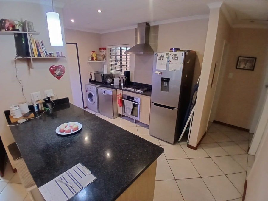 3 Bedroom Property for Sale in Equestria Gauteng